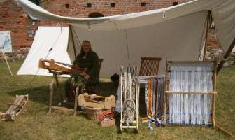 Vorschaubild Brettchenweberei